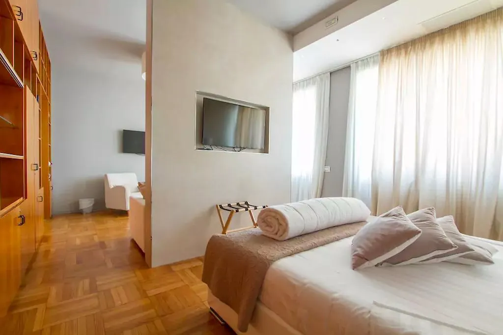Ginevra Rooms Μπέργκαμο 2*,  Ιταλία
